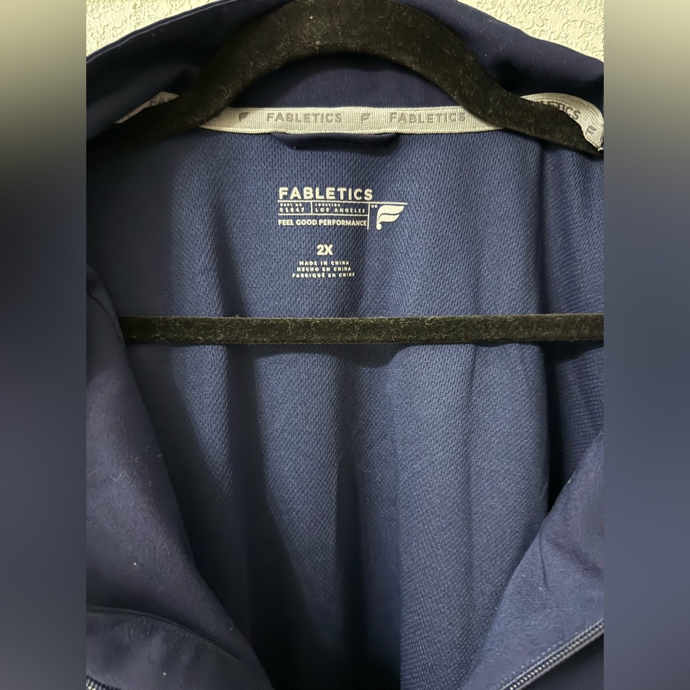 Fabletics Daily Scrub Jacket - Picture 4 of 9